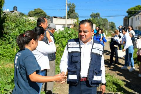 Ejecutan obra de drenaje en la calle Zahuapan en la comunidad de Belén Atzizimititlán imagen 7