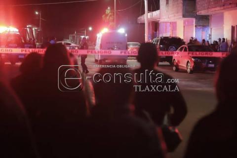 Asesinan a dos hombres al interior de su vivienda tras intento de asalto en Tlaltelulco imagen 4