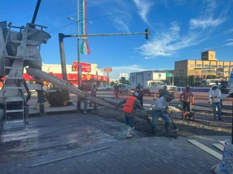 Continúan los trabajos de bacheo y pavimentación en calles de Apizaco imagen 5