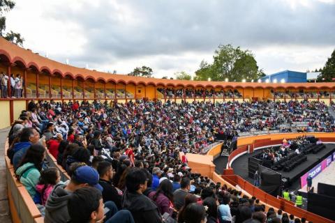 Gran ambiente se vivió durante el partido de voleibol en Apizaco imagen 1