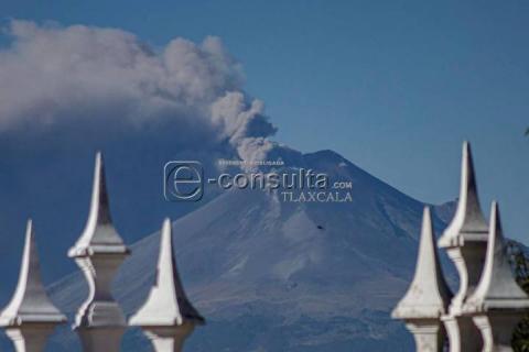 Continúa actividad del volcán Popocatépetl imagen 3