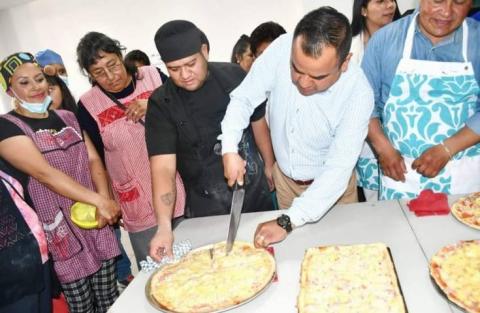 Gran éxito el taller de cocina tradicional, nutritiva, creativa y repostería en Apetatitlán imagen 1