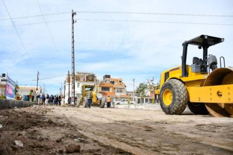 Alcalde de Apizaco arranca obra en calle Iztaccíhuatl imagen 2
