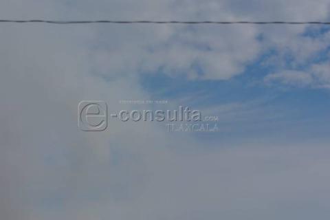 Nuevo incendio en el relleno sanitario de Panotla genera bruma densa en sus alrededores imagen 4