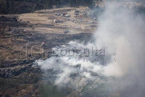 Aún sin poder controlar incendio en relleno sanitario Tonsil imagen 3