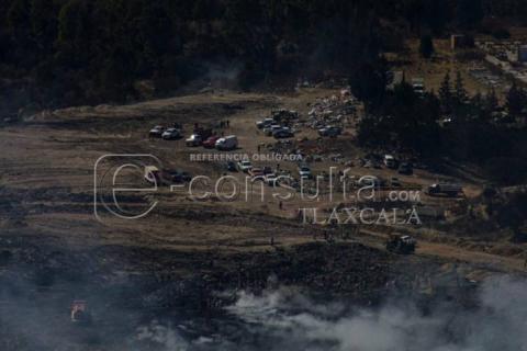 Aún sin poder controlar incendio en relleno sanitario Tonsil imagen 5