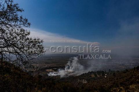 Aún sin poder controlar incendio en relleno sanitario Tonsil imagen 7