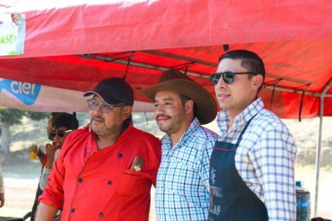 Alcalde encabeza el Festival de Paellas en Apizaco imagen 4