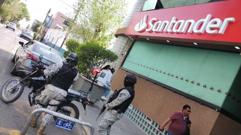 Implementa Policía Municipal de Apizaco el operativo "Zona Bancaria y Cuentahabiente Seguro" imagen 3