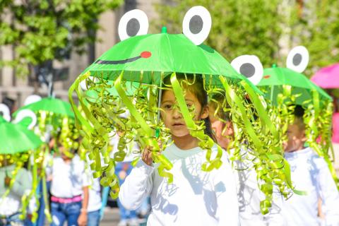 Realizan el desfile del Día de la Primavera y Día Mundial del Agua en Apizaco imagen 1