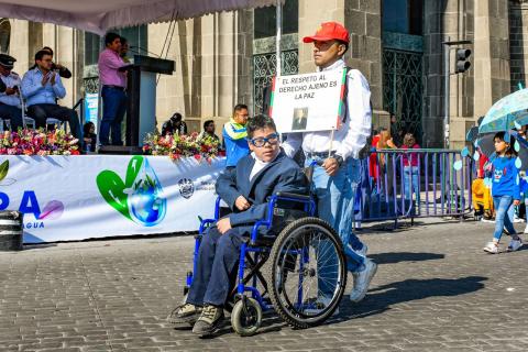 Realizan el desfile del Día de la Primavera y Día Mundial del Agua en Apizaco imagen 4