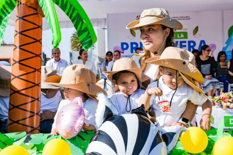 Realizan el desfile del Día de la Primavera y Día Mundial del Agua en Apizaco imagen 7