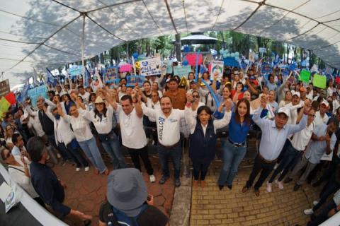 ¡Que siga lo bueno en #Apizaco con Pablo Badillo! imagen 1