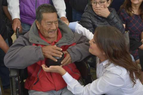Gestión de Javier Rivera Bonilla beneficia a familias apizaquenses con el programa “Tinacos para tu Vivienda” imagen 5