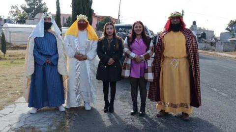 Alcaldesa de Contla entrega juguetes a niños y niñas en su regreso a clases imagen 6