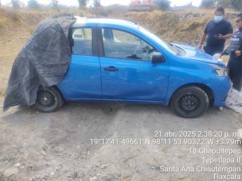 Recuperan vehículo robado en La Magdalena Tlaltelulco imagen 2