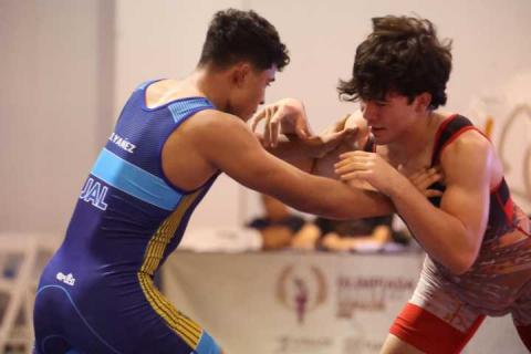 Olimpiada Nacional: Competencias de luchas con gladiadores al estilo grecorromano imagen 6