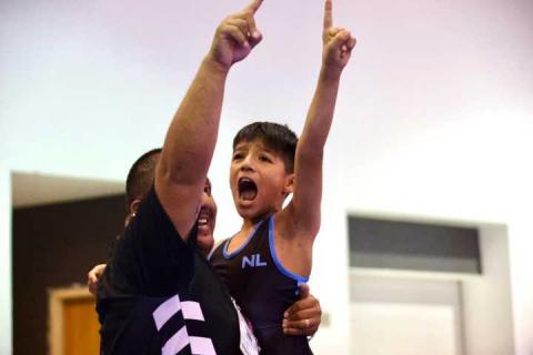 Olimpiada Nacional: Competencias de luchas con gladiadores al estilo grecorromano imagen 1