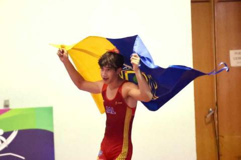 Olimpiada Nacional: Competencias de luchas con gladiadores al estilo grecorromano imagen 2