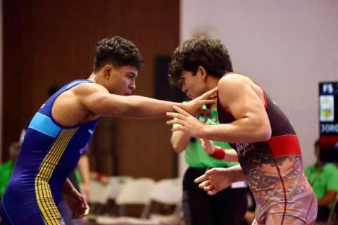 Olimpiada Nacional: Competencias de luchas con gladiadores al estilo grecorromano imagen 10