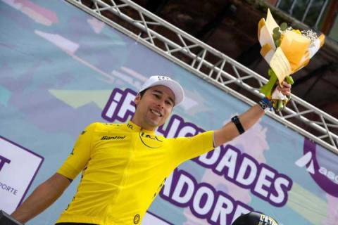 Gobernadora Lorena Cuéllar encabeza premiación a ganadores de L´Étape Tlaxcala By Tour De Francia imagen 3