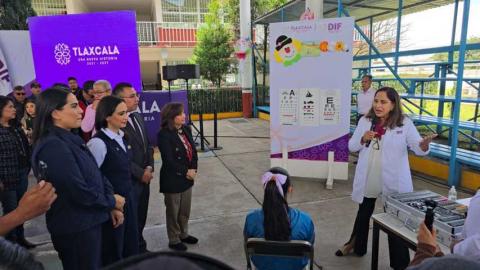 Arranca en Papalotla cuarta etapa del programa estatal que otorga lentes gratuitos a menores imagen 3