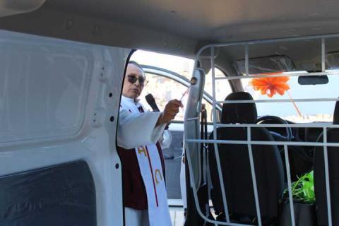 Atlangatepec fortalece su infraestructura municipal con entrega de maquinaria y vehículo imagen 5