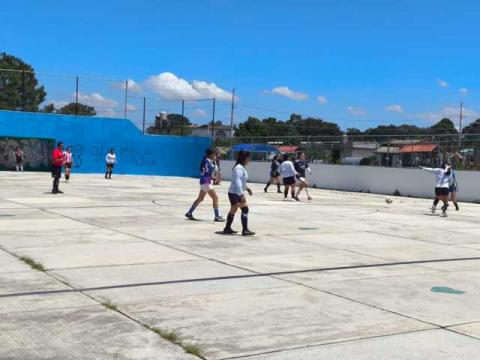 Concluye primera fase del Torneo de Fútbol Tequios en Papalotla como estrategia para fomentar sana convivencia y paz entre jóvenes imagen 2