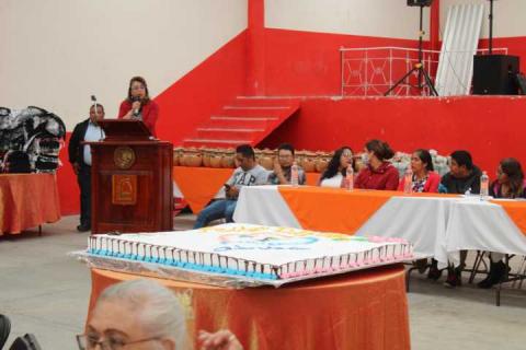 Atlangatepec honra a sus abuelitos con gran celebración en el Auditorio Beatriz Paredes Rangel imagen 11