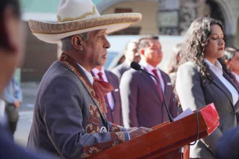 La construcción de la patria es la labor cotidiana que realizamos desde cualquier trinchera: Sergio Lara imagen 4