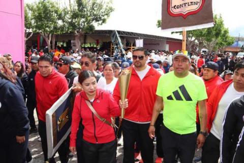 Gobernadora entrega Fuego Simbólico de la Independencia a Contla en emotiva ceremonia imagen 7