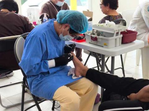 Agradecen adultos mayores de Papalotla jornada de podología, 38 abuelitos fueron atendidos imagen 3