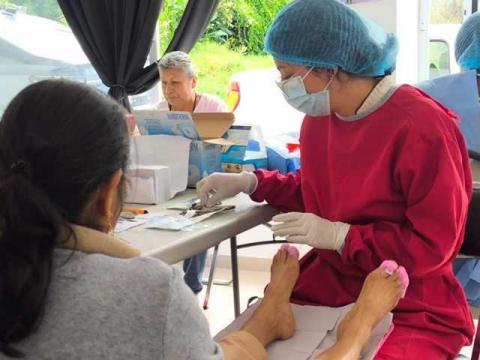 Agradecen adultos mayores de Papalotla jornada de podología, 38 abuelitos fueron atendidos imagen 2