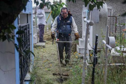 Con jornadas integrales de mantenimiento se atiende panteón municipal de Chiautempan: Blanca Angulo imagen 3