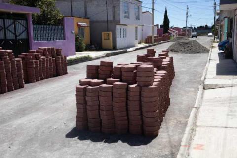 Continúan las obras en San Carlos con el adoquinamiento de la avenida San José imagen 3