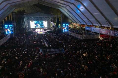 Raymix enciende “Tlaxcala, La Feria De Ferias 2025” y convierte el teatro del pueblo en una pista de baile imagen 3