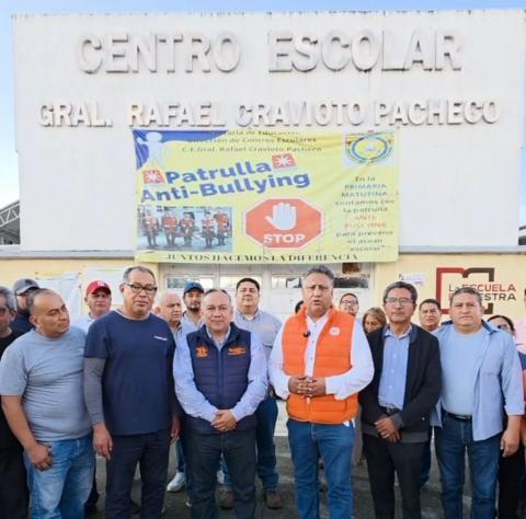 SNTE lleva víveres a afectados por las lluvias en Puebla