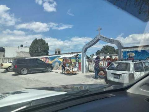 Policía Municipal de Tetla refuerza operativo de seguridad en panteones por festividades de Día de Muertos imagen 2