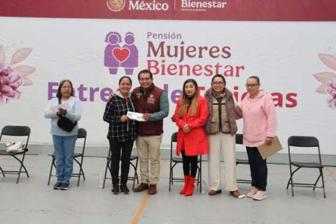 Entregan en Contla tarjetas del Programa Pensión Mujeres Bienestar imagen 7