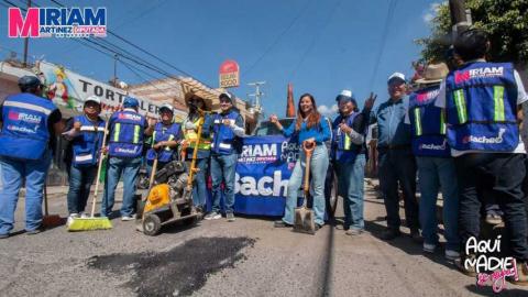 El programa de bacheo impulsado por la diputada Miriam Martínez llegó al corazón del sur tlaxcalteca imagen 4
