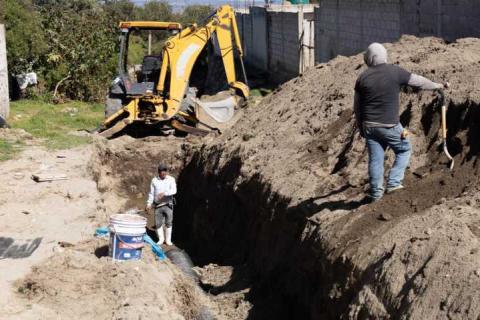 Continúa la construcción de la Red de Drenaje Sanitario en la comunidad de Los Pilares imagen 5