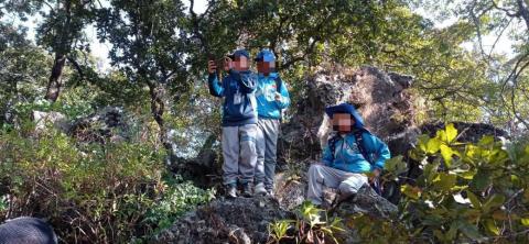 Coordinación de Juventud de Tetla realizó una caminata de senderismo imagen 6