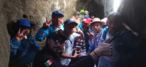 Coordinación de Juventud de Tetla realizó una caminata de senderismo imagen 2