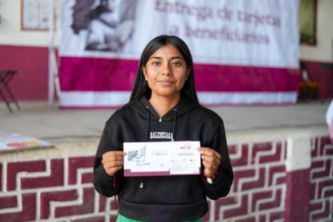 Entrega Bienestar Federal 1,630 medios de pago a jóvenes tlaxcaltecas imagen 1