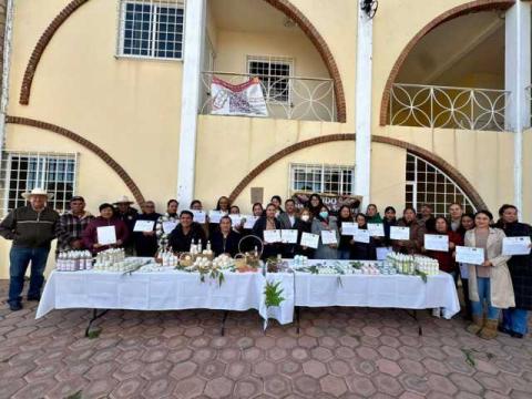 En Tlaxco, crece el interés para la preservación de la tradición herbolaria imagen 4