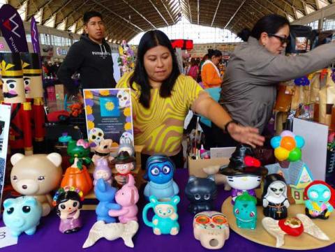 Artesanos de La Magdalena Tlaltelulco Destacan en Feria Artesanal ADO Puebla imagen 3