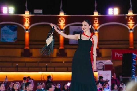 Recauda Pasarela "Al Toro Con Causa Y A La Moda” 3 mil 500 kilos de ayuda imagen 1