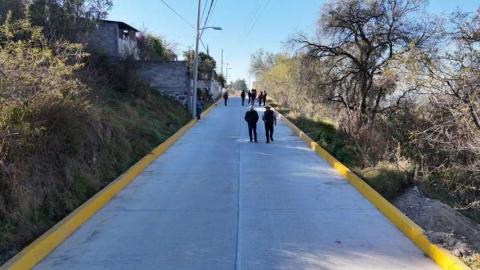 Ixtacuixtla entrega dos nuevas calles que dignifican la vida de las familias en Santa Cruz El Porvenir imagen 11