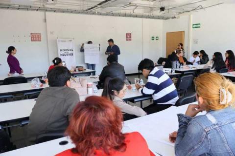 Personal del Ayuntamiento de Tlaxcala se capacita en lenguaje incluyente y no sexista imagen 3