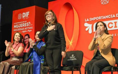 Angelica Aragón llama a transformar la vida de las mujeres; son la fuerza que sostiene a tlaxcala: Lorena Cuellar imagen 9